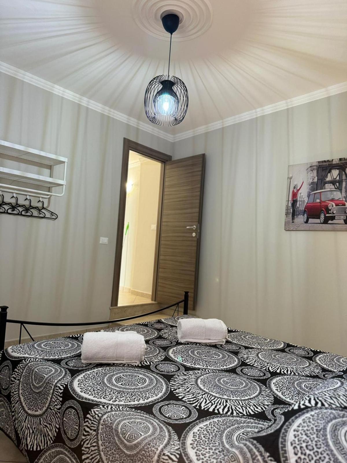 La Casa Del Mulino Apartment Катания Екстериор снимка