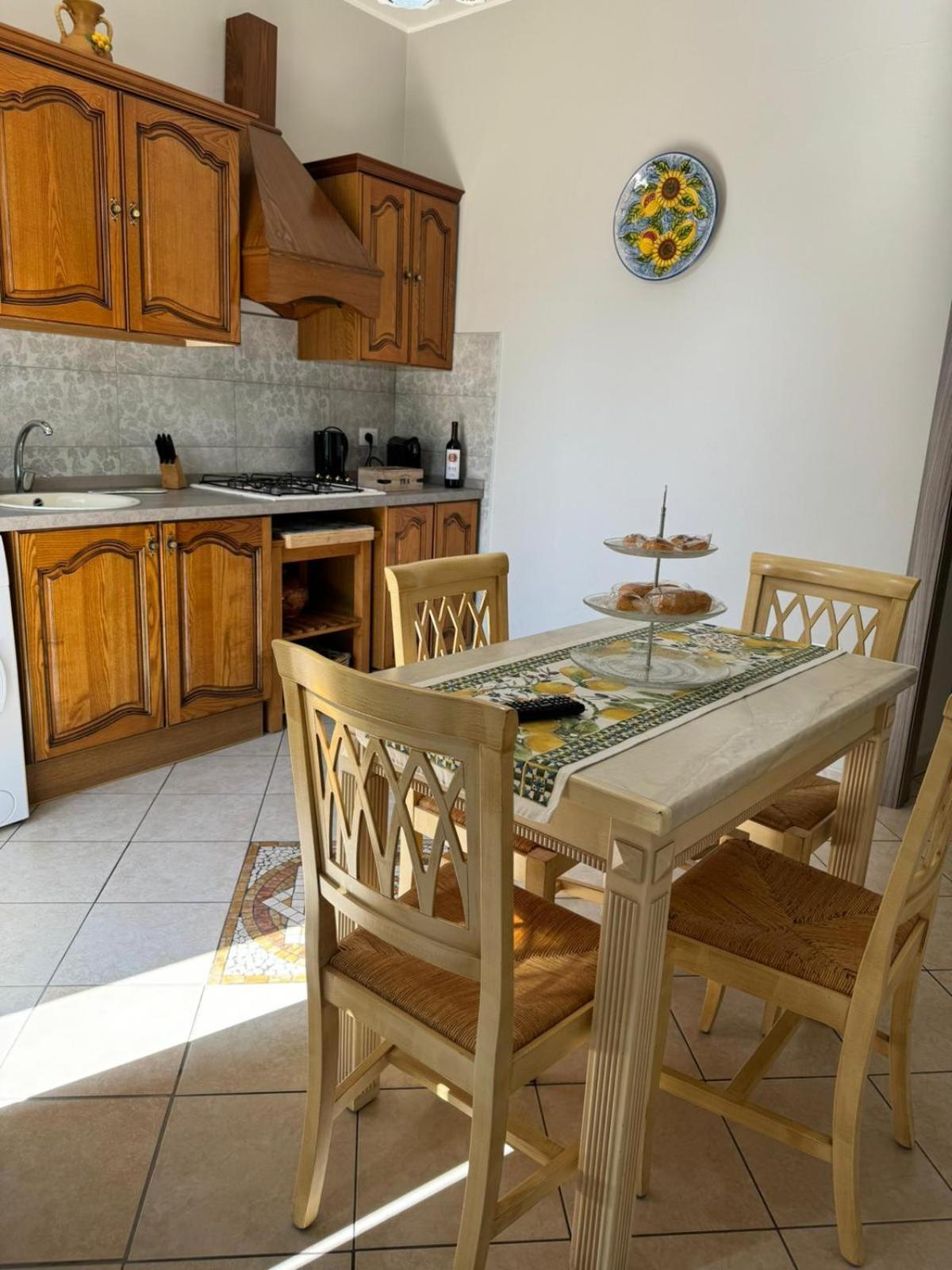 La Casa Del Mulino Apartment Катания Екстериор снимка