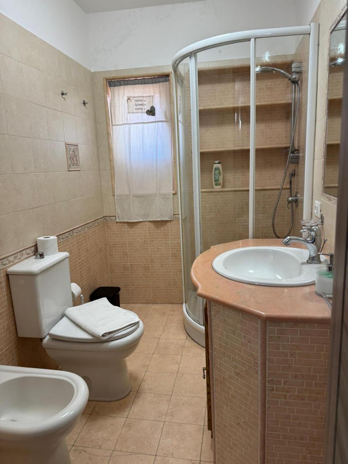 La Casa Del Mulino Apartment Катания Екстериор снимка